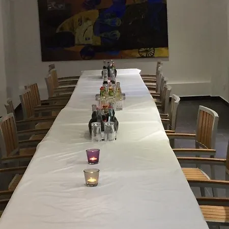 Hostelo Mitte Hostel *